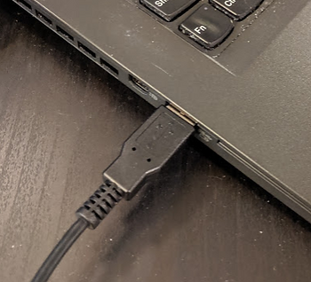 connect_usb_to_computer_26