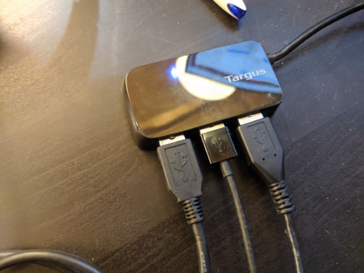 connect_to_usb_hub_24