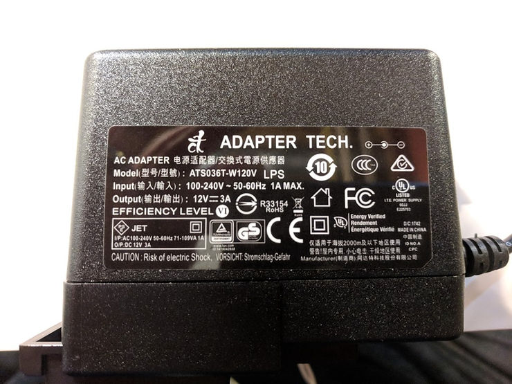 power_supply_close_up_16